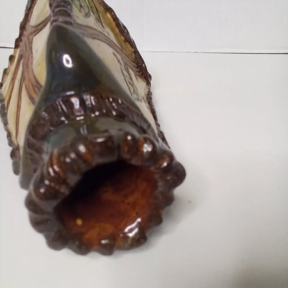 Handmade Vase Pyramid 3 Sides Terra Cotta Clay Unique Tree Leaves 7